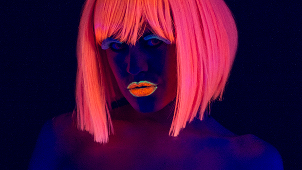 MY NEON DOLL